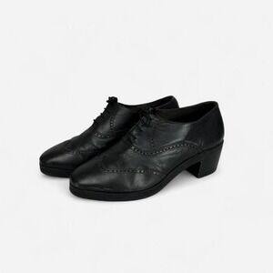 size 8 women's vintage black leather heeled oxfords excellent condition